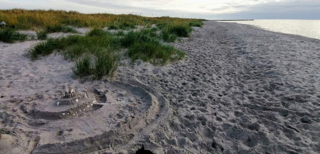 Sandslot på stranden